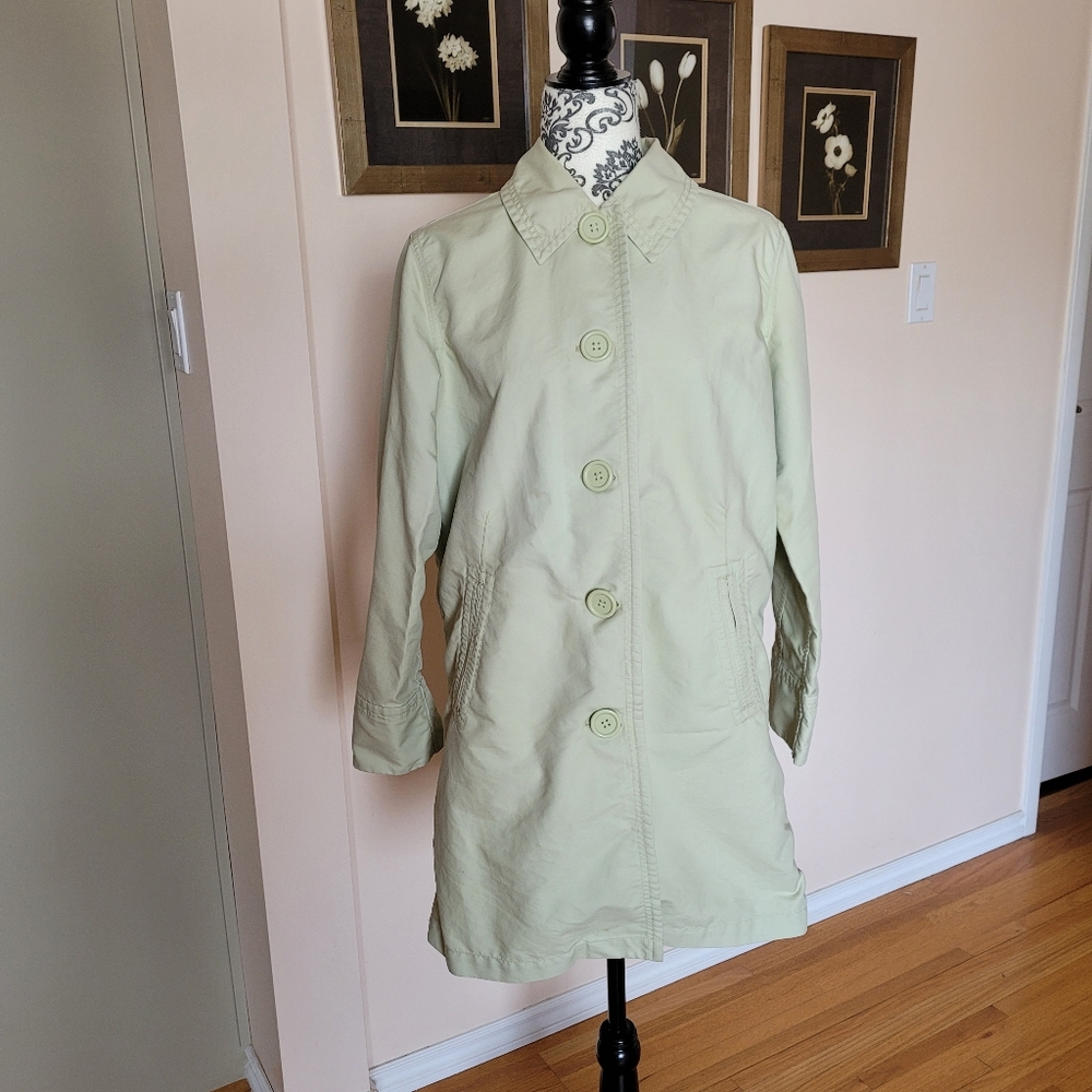 Eddie Bauer trenchcoat